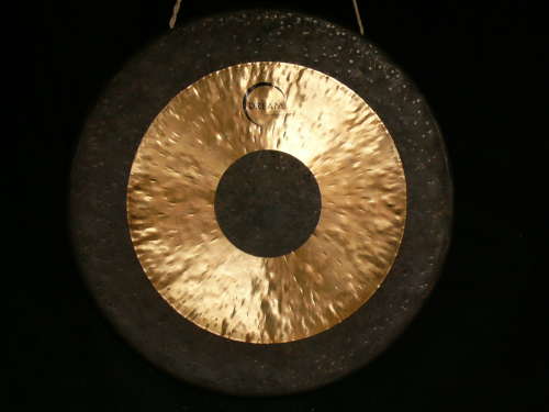 Chau Gong Black Dot 10"